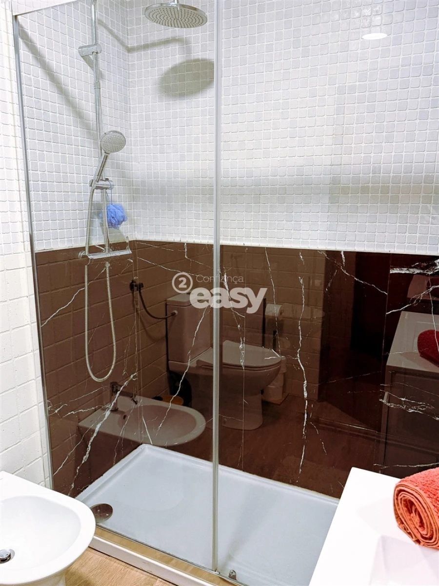 Apartamento T2 para Venda em Santa Marinha e São Pedro da Afurada Foto 34