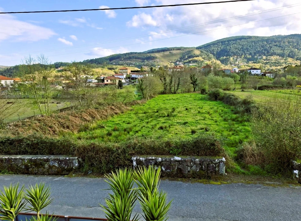 Terreno para Venda em Covas Foto 3