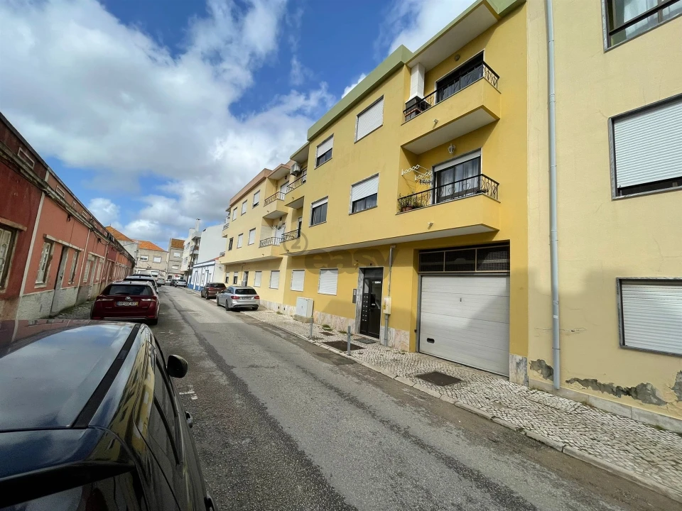 Apartamento T2 para Arrendamento em Alhos Vedros Foto 5