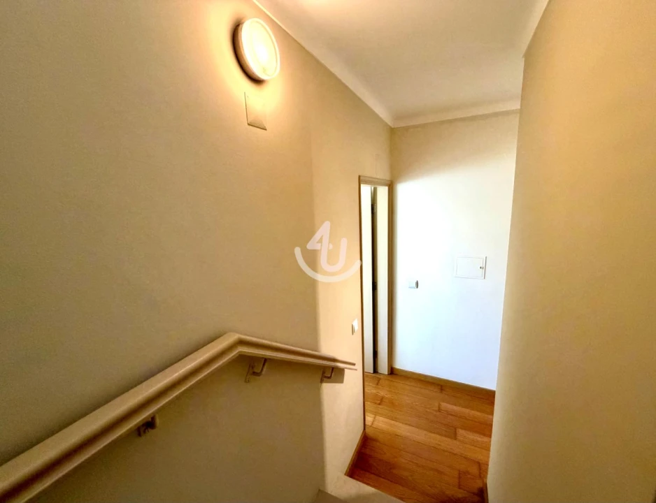 Apartamento T2 para Venda em São Martinho do Porto Foto 12