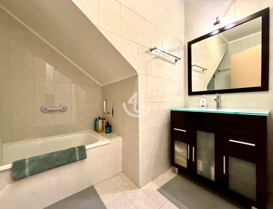 Apartamento T2 para Venda em São Martinho do Porto Foto 19