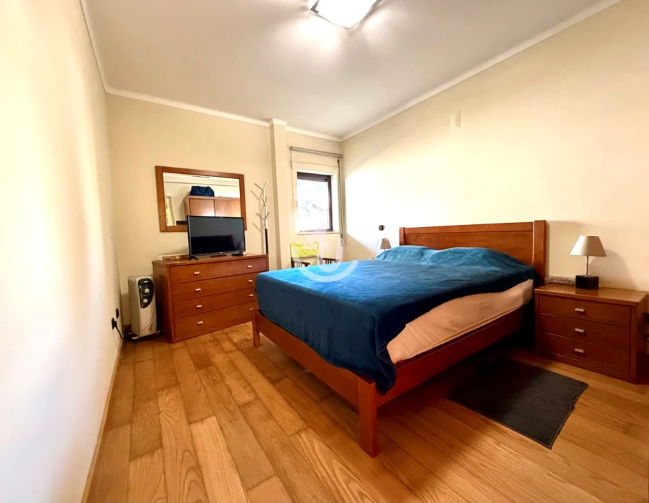 Apartamento T2 para Venda em São Martinho do Porto Foto 18