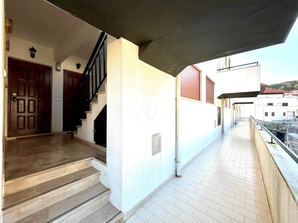 Apartamento T2 para Venda em São Martinho do Porto Foto 22