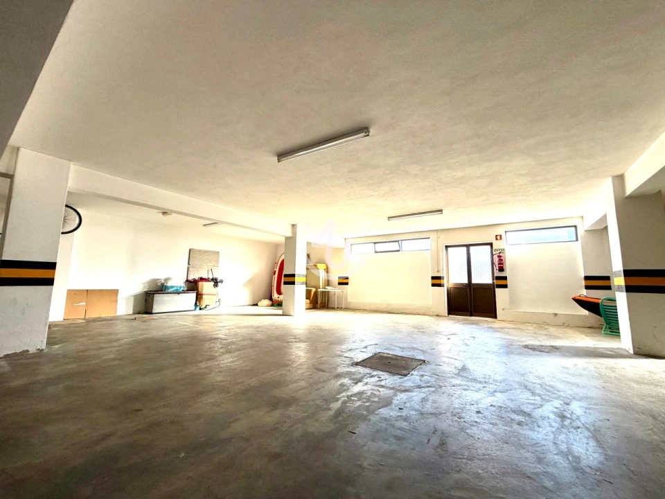 Apartamento T2 para Venda em São Martinho do Porto Foto 24