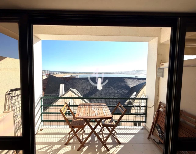 Apartamento T2 para Venda em São Martinho do Porto Foto 2