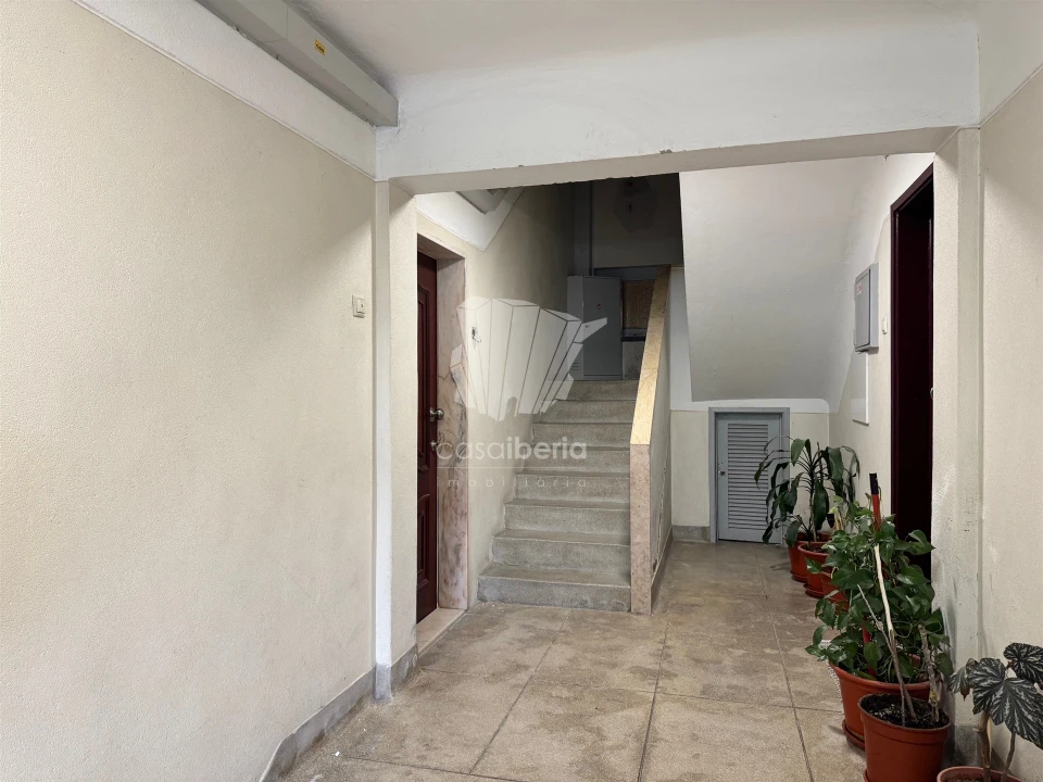 Apartamento T2 para Venda em Benfica Foto 17