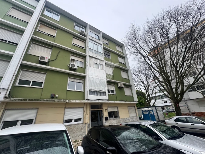 Apartamento T2 para Venda em Benfica Foto 18