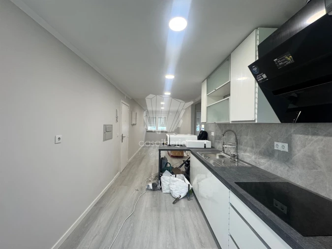 Apartamento T2 para Venda em Benfica Foto 14