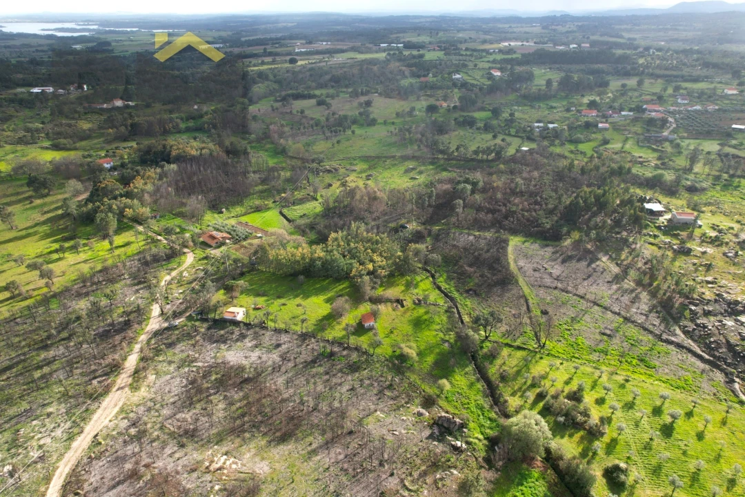 Quinta T0 para Venda em Soalheira Foto 29