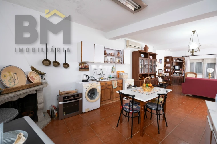 Apartamento T4 para Venda em Alcains Foto 19