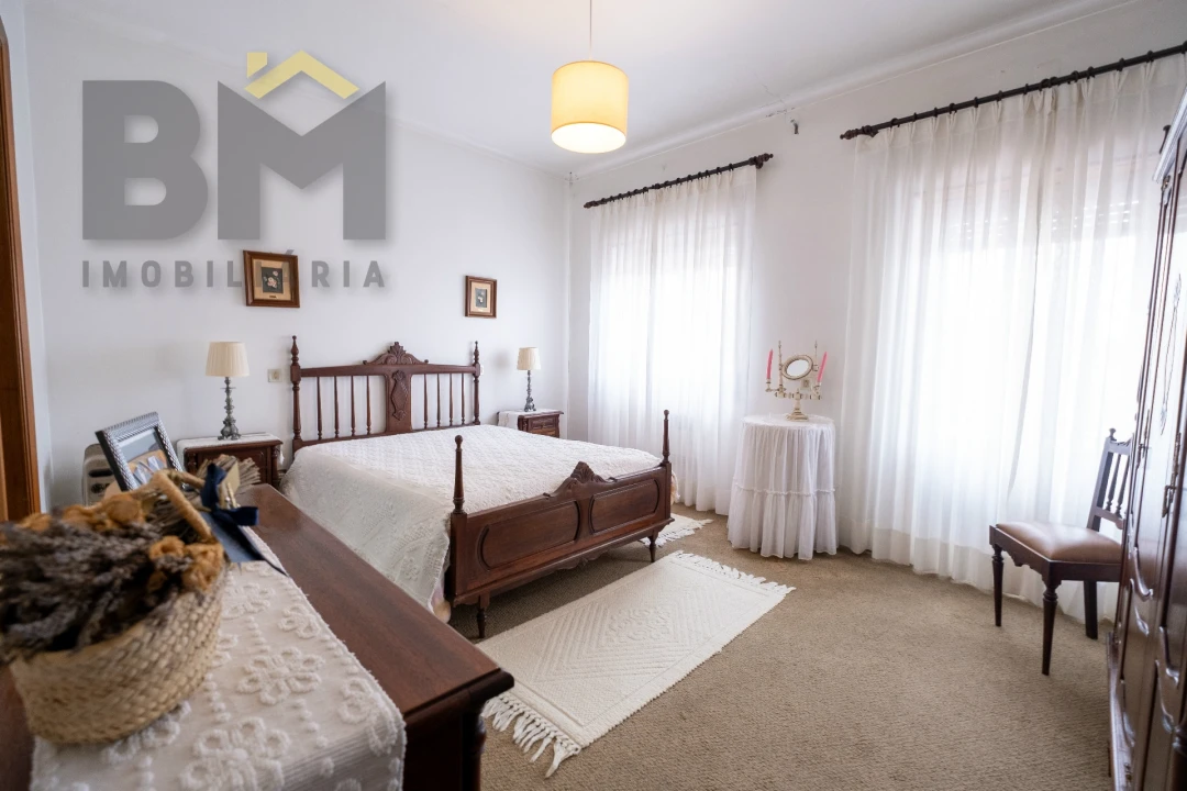 Apartamento T4 para Venda em Alcains Foto 32