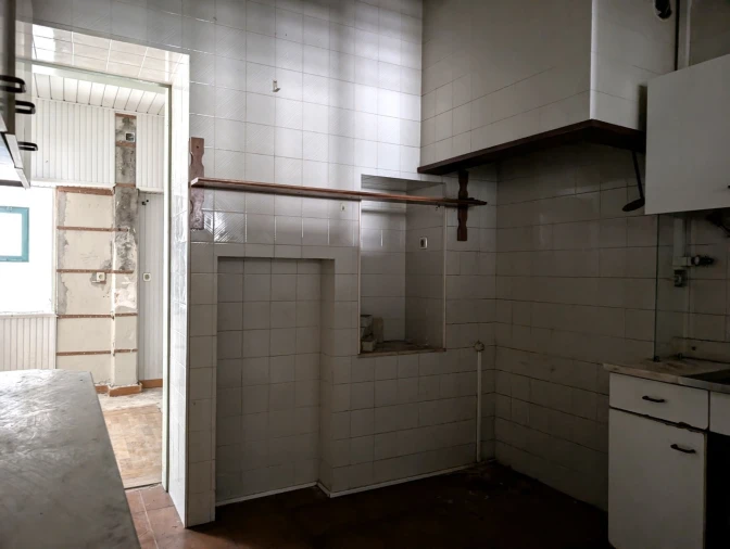 Moradia T8 para Venda em Glória e Vera Cruz Foto 4