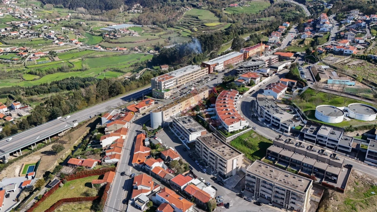 Apartamento T3 para Venda em Mesão Frio Foto 34