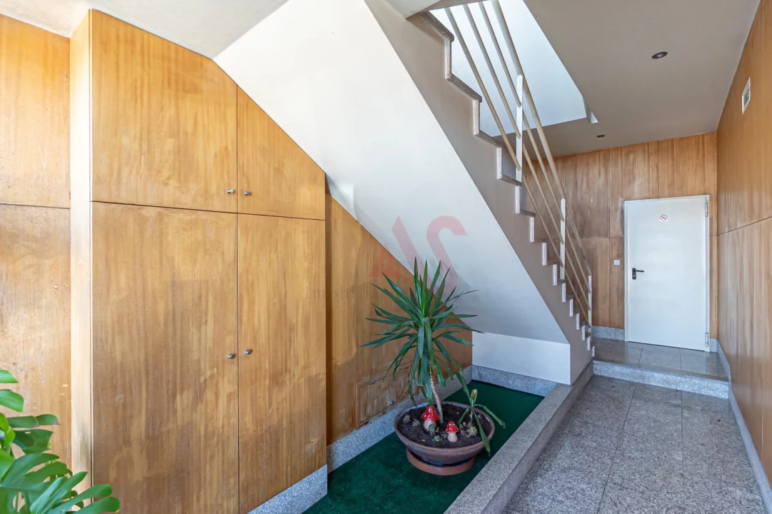 Apartamento T3 para Venda em Mesão Frio Foto 31