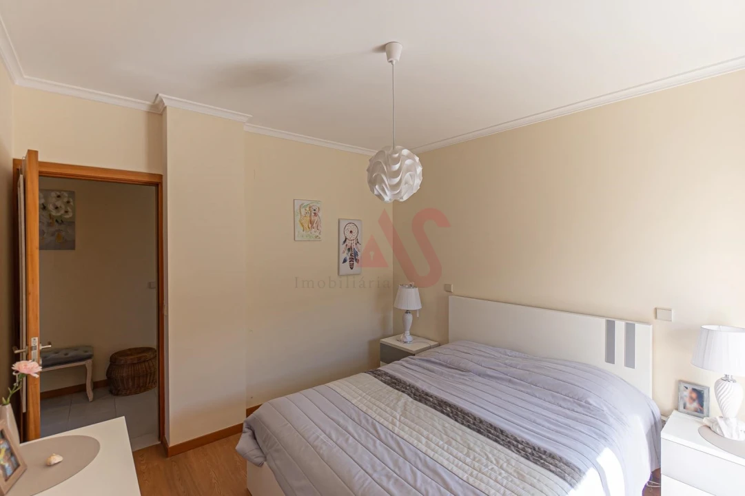 Apartamento T3 para Venda em Mesão Frio Foto 23