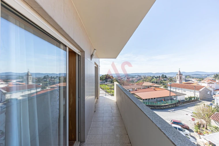 Apartamento T3 para Venda em Mesão Frio Foto 19