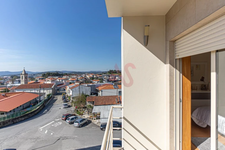 Apartamento T3 para Venda em Mesão Frio Foto 24