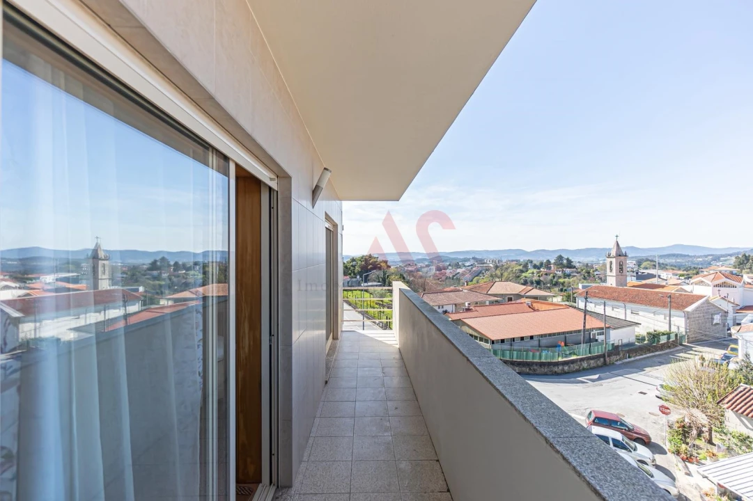 Apartamento T3 para Venda em Mesão Frio Foto 19