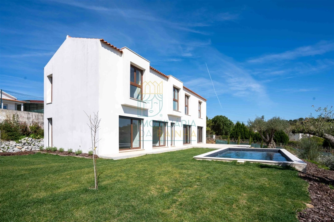 Moradia T5 para Venda em Carvalhal Foto 3