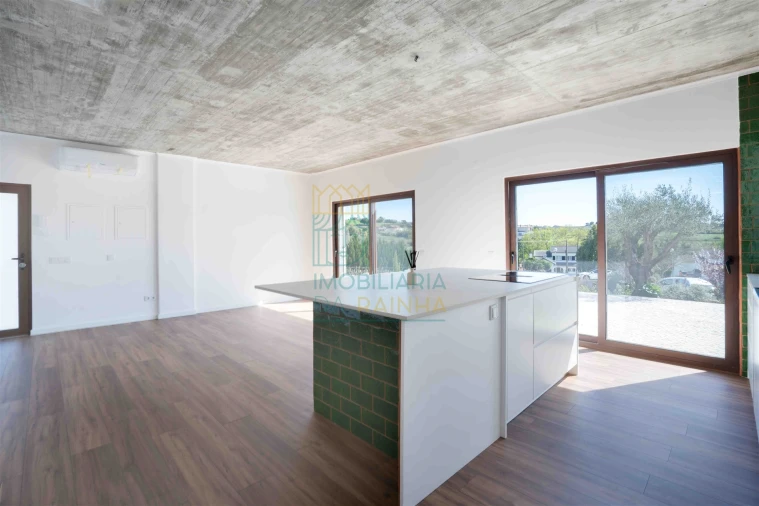 Moradia T5 para Venda em Carvalhal Foto 8