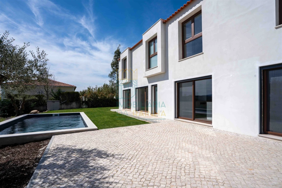 Moradia T5 para Venda em Carvalhal Foto 2