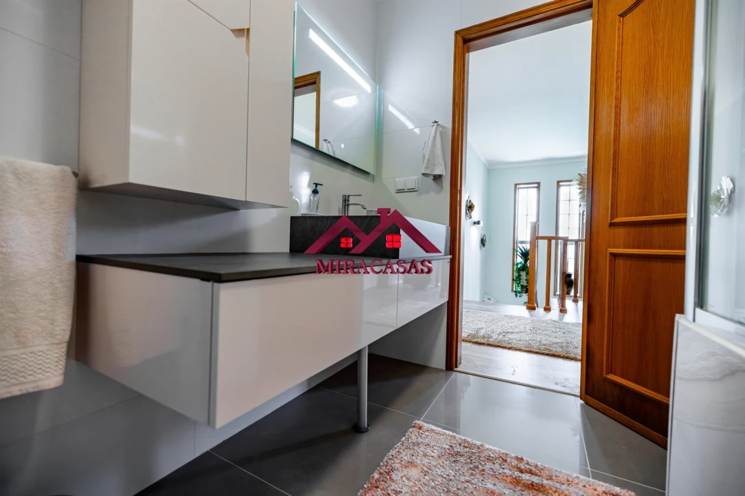 Moradia T4 para Venda em Praia de Mira Foto 53