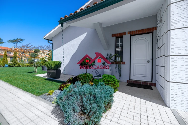 Moradia T4 para Venda em Praia de Mira Foto 3