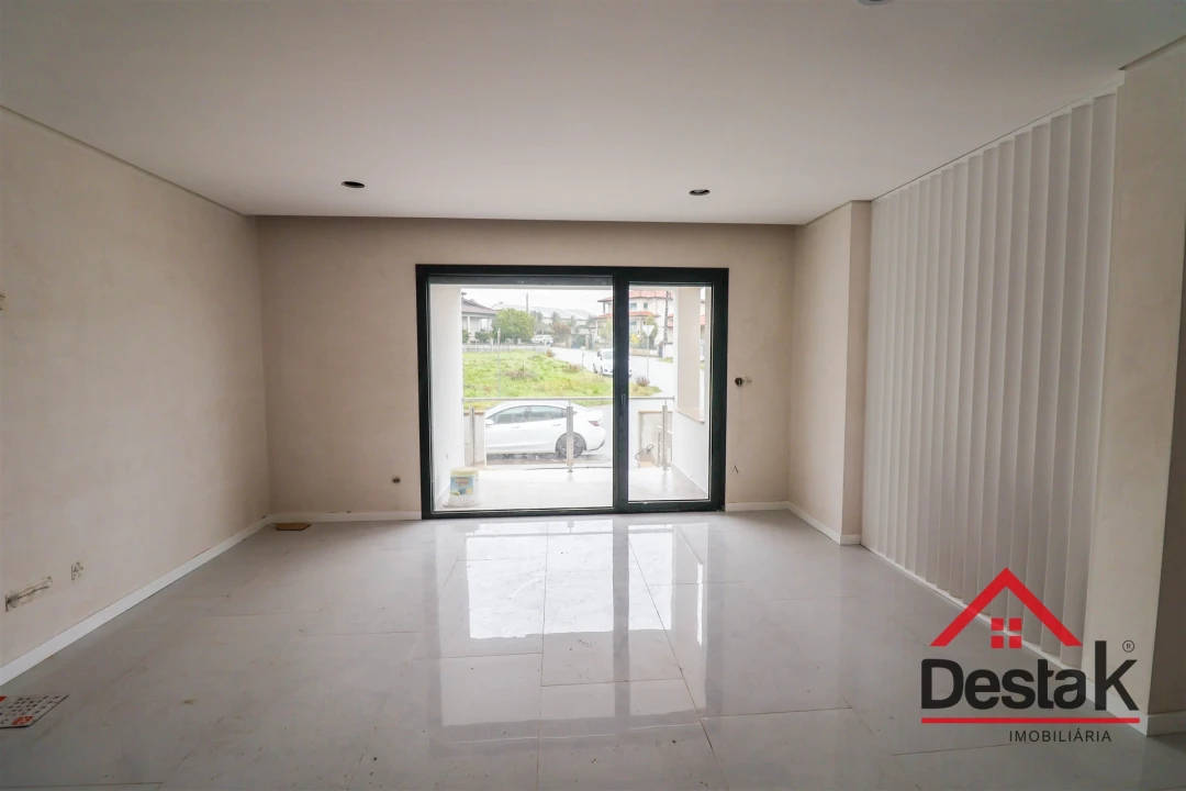 Moradia T3 para Venda em Campo Foto 8