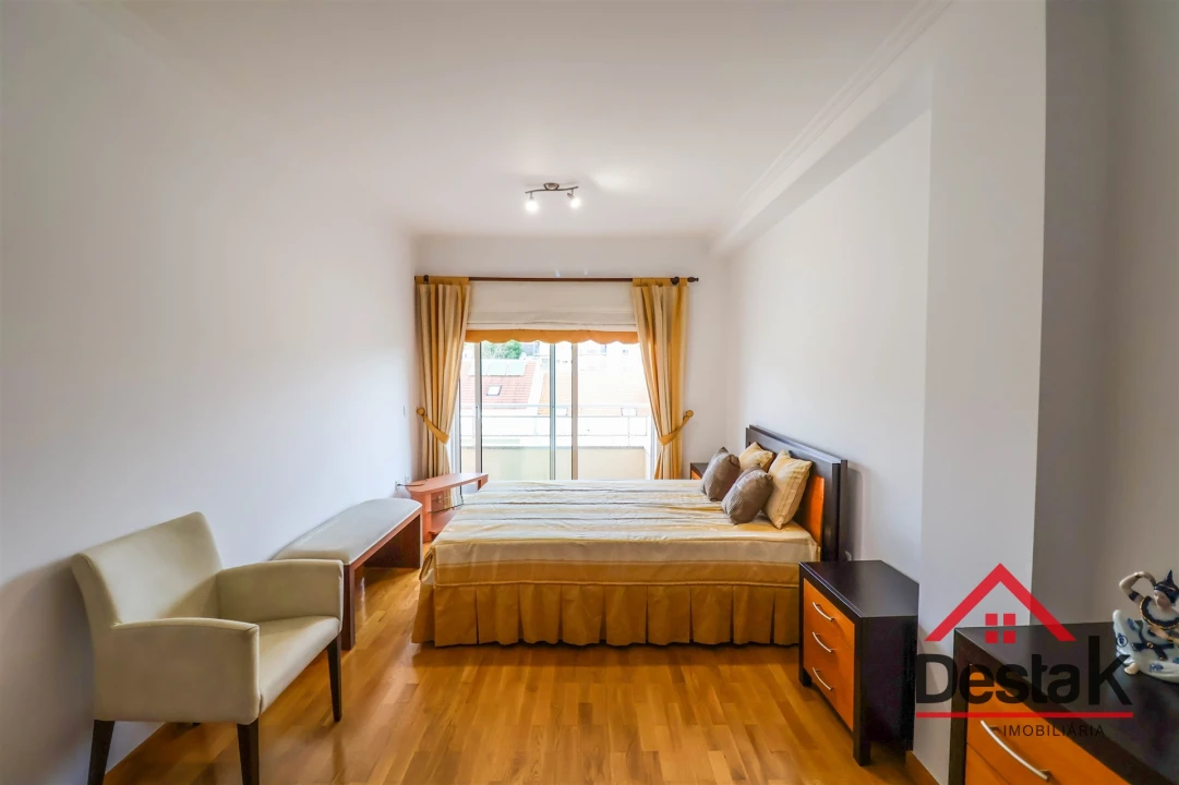 Apartamento T3 para Arrendamento em Viseu Foto 8