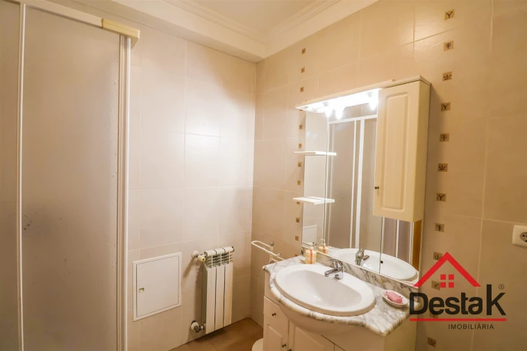 Apartamento T3 para Arrendamento em Viseu Foto 7