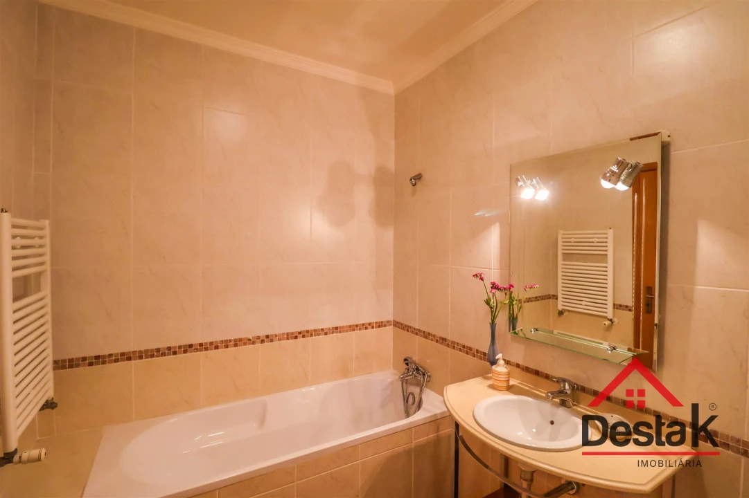 Apartamento T3 para Arrendamento em Viseu Foto 14