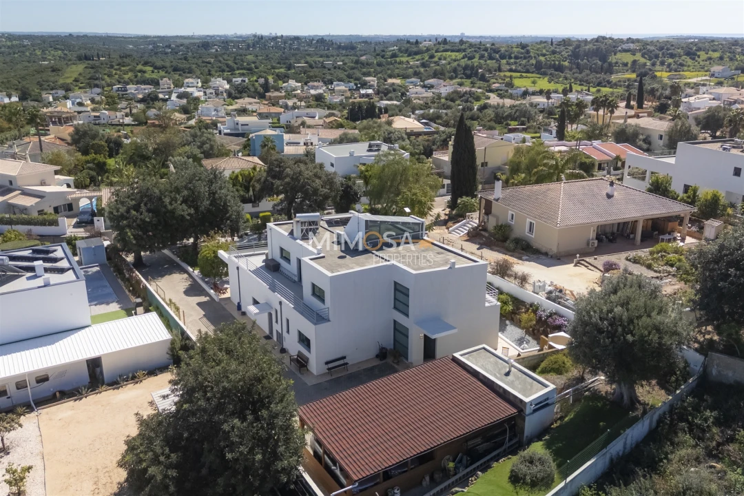 Moradia T3 para Venda em Mexilhoeira Grande Foto 44