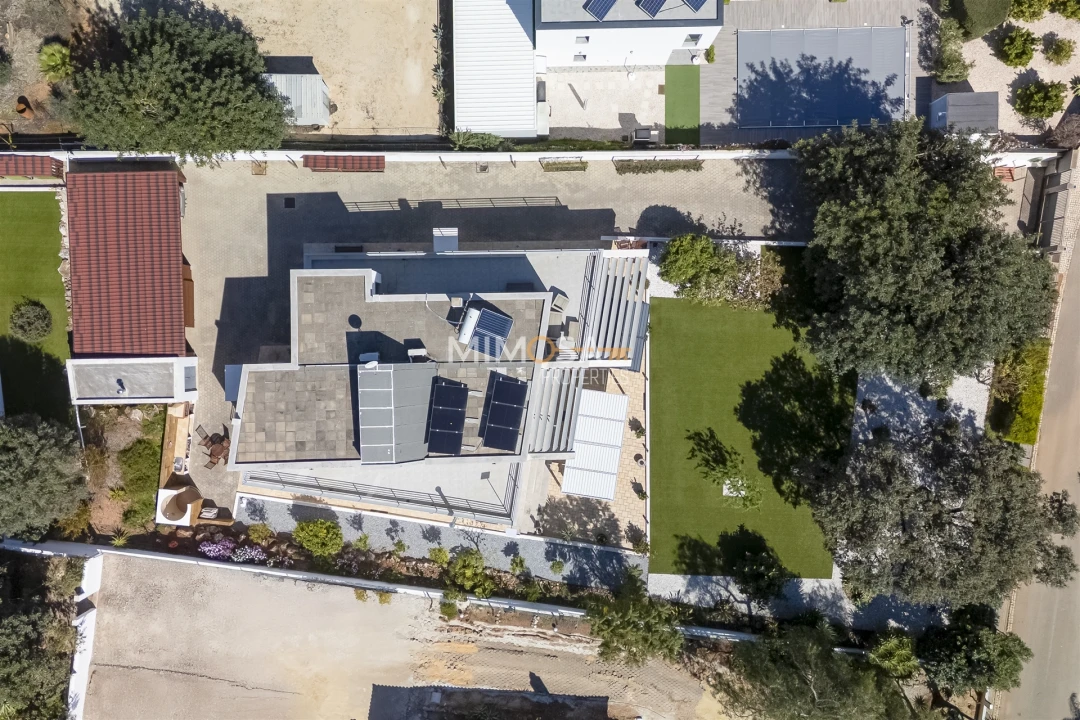 Moradia T3 para Venda em Mexilhoeira Grande Foto 46