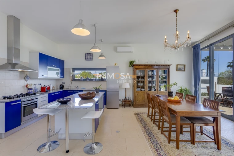 Moradia T3 para Venda em Mexilhoeira Grande Foto 38