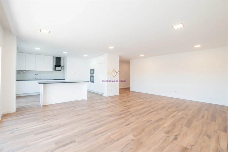 Apartamento T3 para Venda em Montijo e Afonsoeiro Foto 3