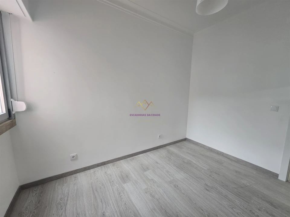 Apartamento T2 para Venda em Venteira Foto 10
