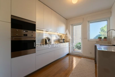 Apartamento T4 para Venda em Aldoar, Foz do Douro e Nevogilde