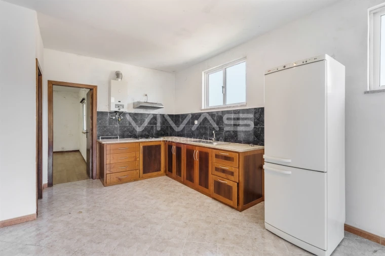 Moradia T4 para Venda em Navió e Vitorino dos Piães Foto 27