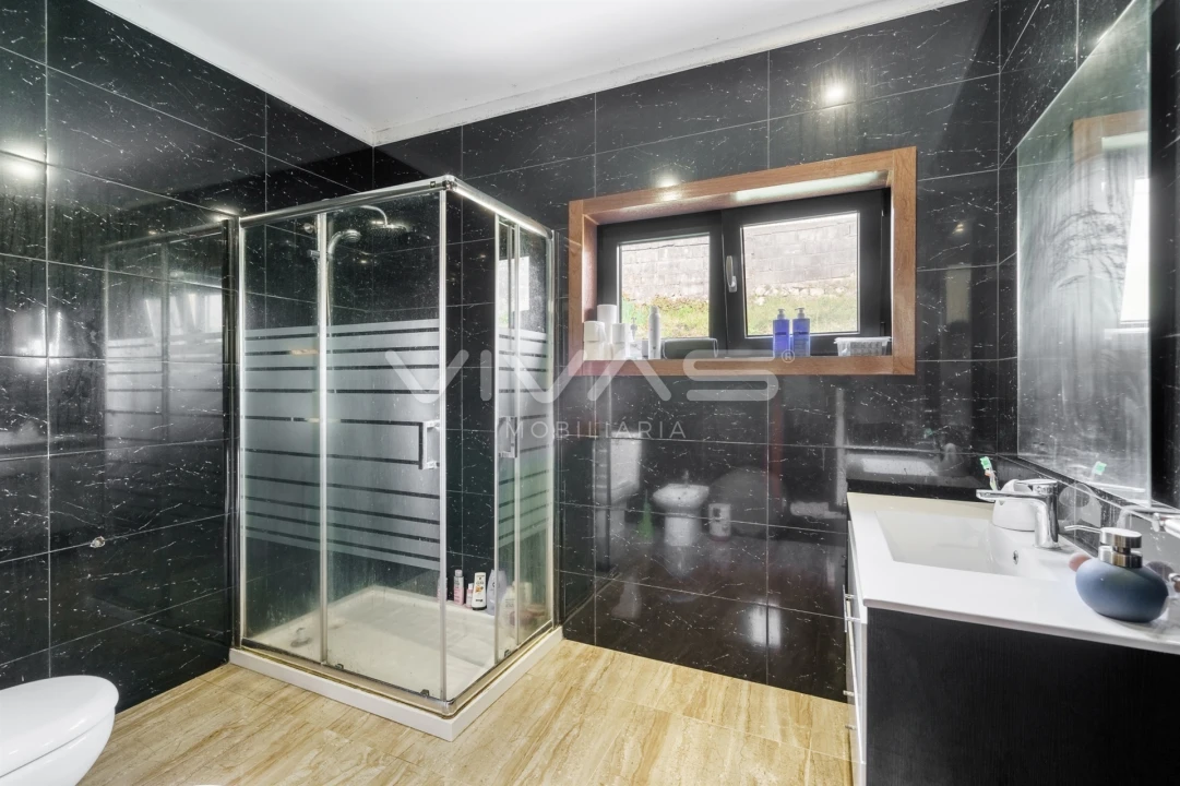 Moradia T3 para Venda em Sande, Vilarinho, Barros e Gomide Foto 14