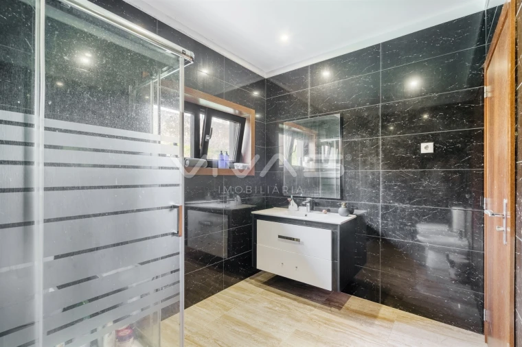 Moradia T3 para Venda em Sande, Vilarinho, Barros e Gomide Foto 15