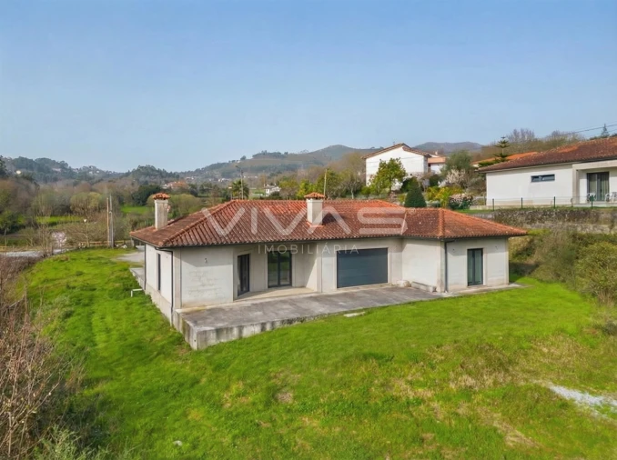 Moradia T3 para Venda em Sande, Vilarinho, Barros e Gomide Foto 3