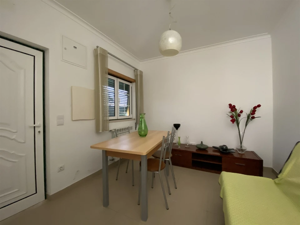 Moradia T2 para Arrendamento em Souto da Carpalhosa e Ortigosa Foto 4