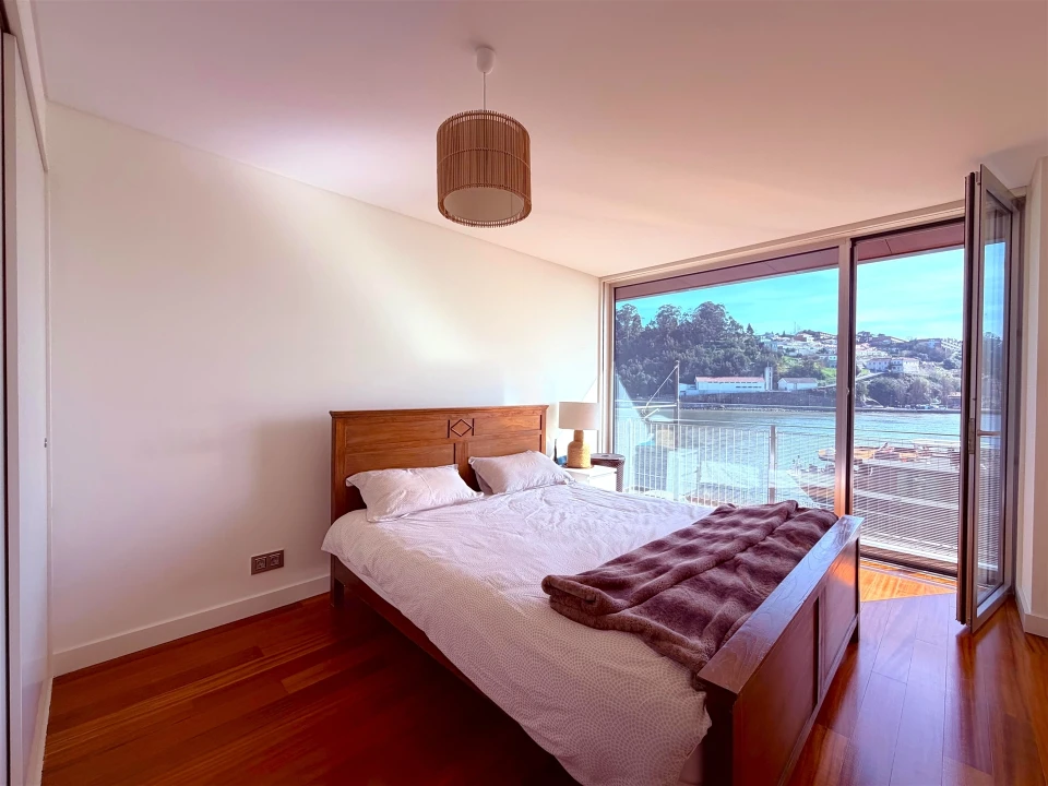 Apartamento T5 para Arrendamento em Lordelo do Ouro e Massarelos Foto 18