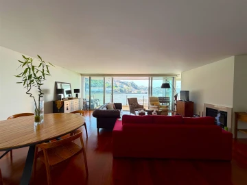 Apartamento T5 para Arrendamento em Lordelo do Ouro e Massarelos