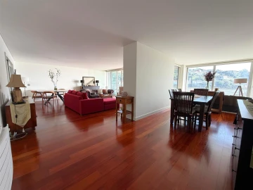 Apartamento T5 para Arrendamento em Lordelo do Ouro e Massarelos