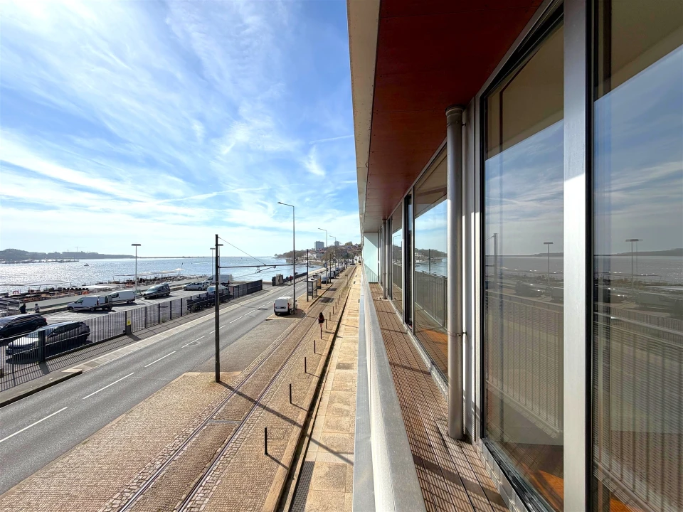 Apartamento T5 para Arrendamento em Lordelo do Ouro e Massarelos Foto 5