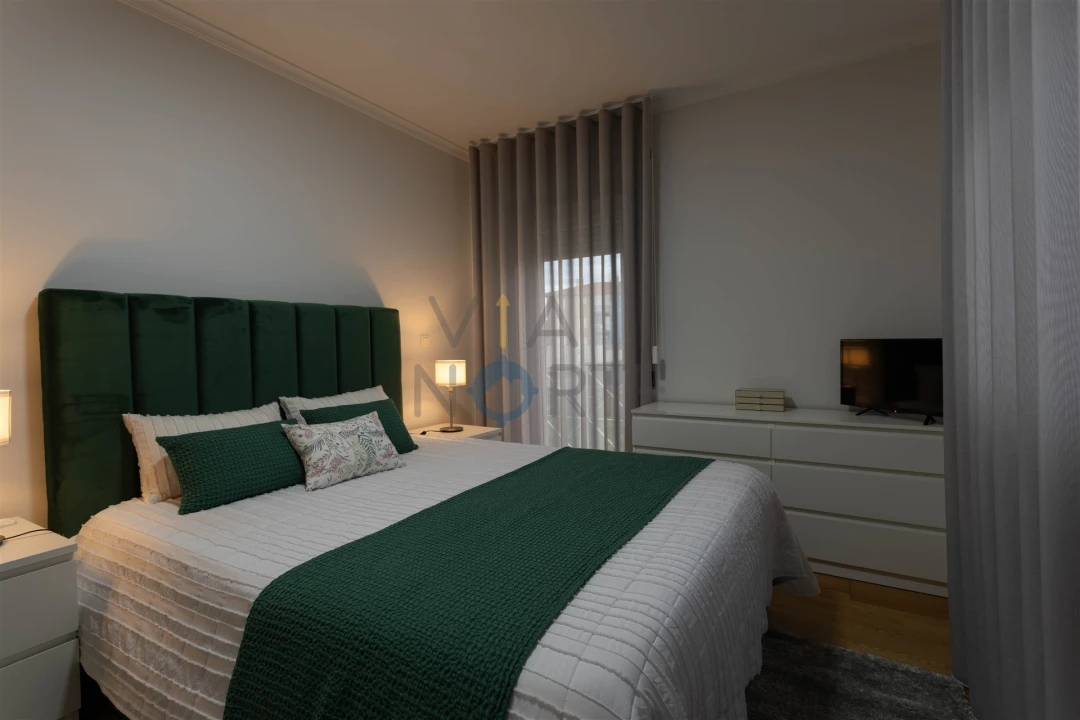 Apartamento T1 para Venda em Alfandega da Fe Foto 11