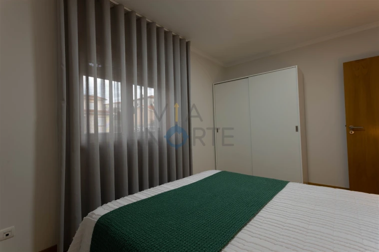 Apartamento T1 para Venda em Alfandega da Fe Foto 12