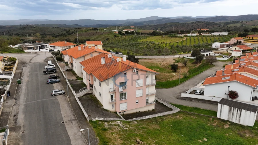 Apartamento T1 para Venda em Alfandega da Fe Foto 2