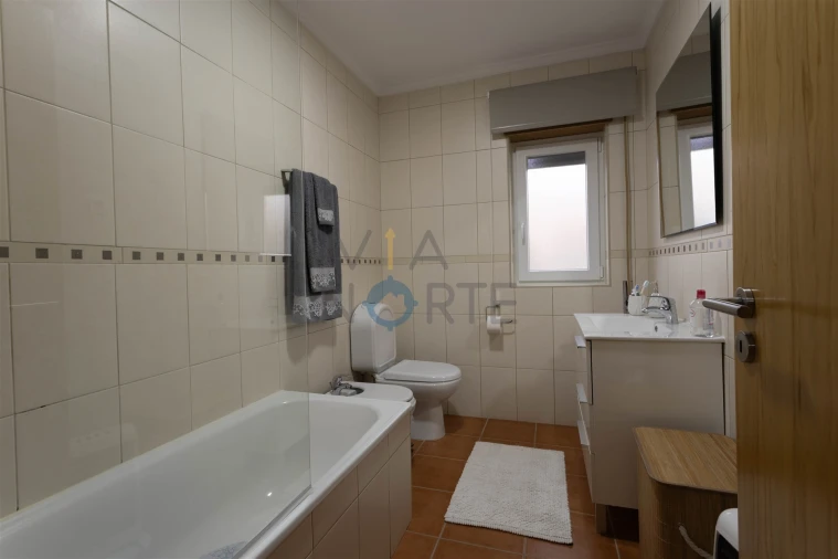 Apartamento T1 para Venda em Alfandega da Fe Foto 13